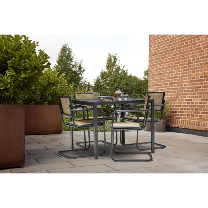 Garðborð 90x90cm Bordeaux og 4 stólar Bo