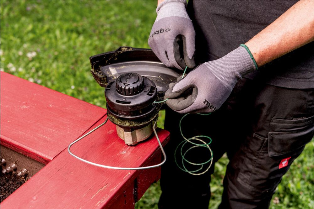 Sláttuorf 18V 30 cm Metabo RTD18LTXBL án rafhlöðu