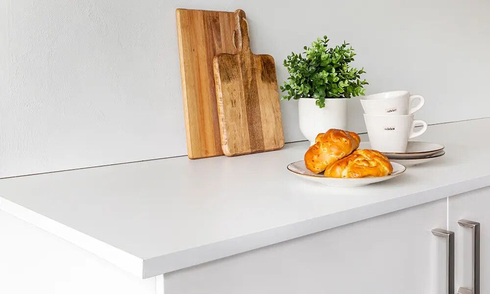 Borðplata 635x3020x22 mm Wallmann Trend hvít