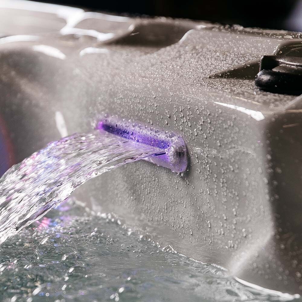 Heitur pottur 2 manna DenForm UV Idaho