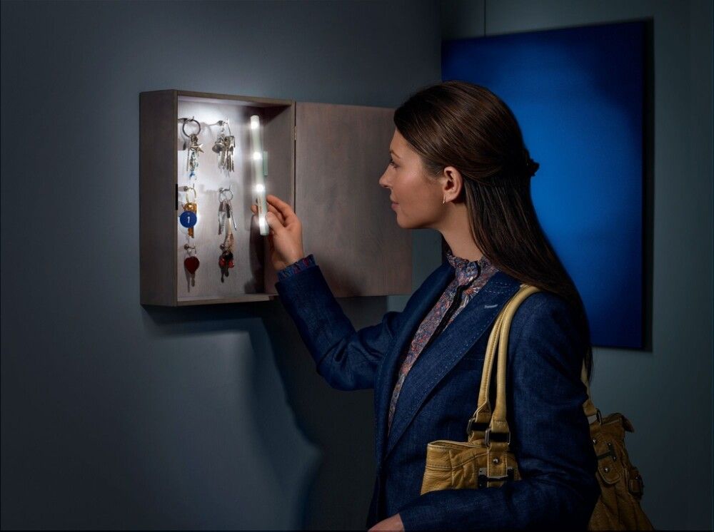 Skápaljós LED rafhlöðu 6200K LUMI 0.6W 22cm