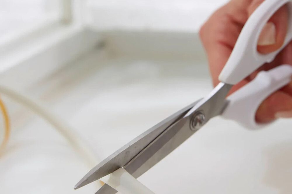 Þéttiborði-P 9x5,5mm x 25m Tesa hvítur