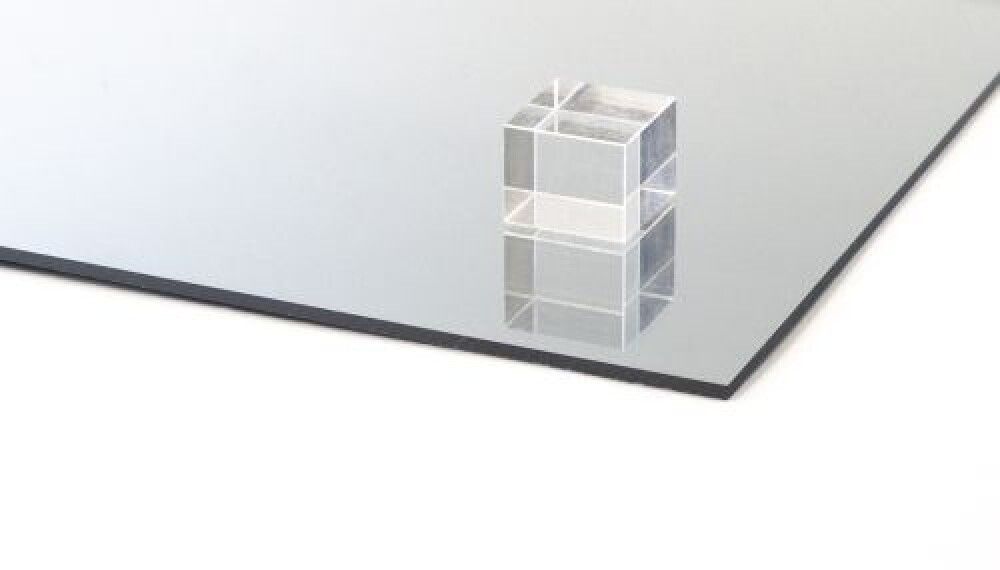 Plastplata spegill 1000x750x3 mm Rias