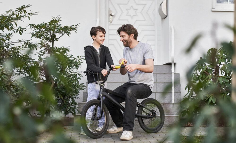 Strigalímband 19mm x 2,75m Tesa Extra Power Perfect svart