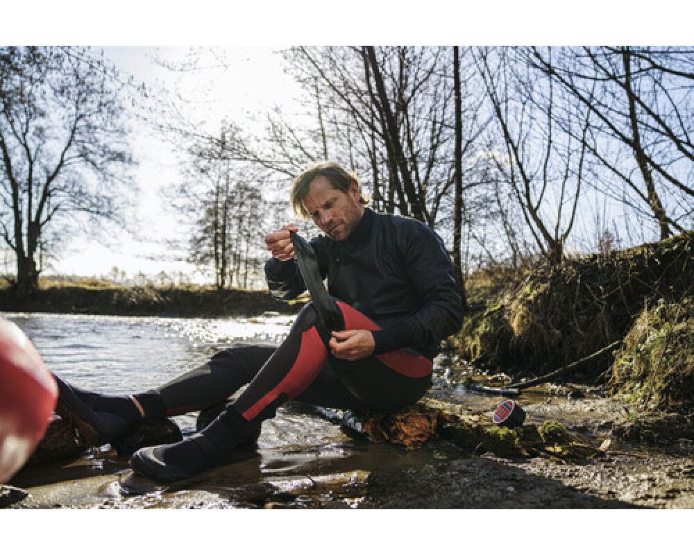 Viðgerðarlímband Tesa Ultra Power Water 50mm x 1,5m svart