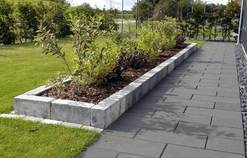 Grófur kantsteinn 21x42x14cm IBF Grár