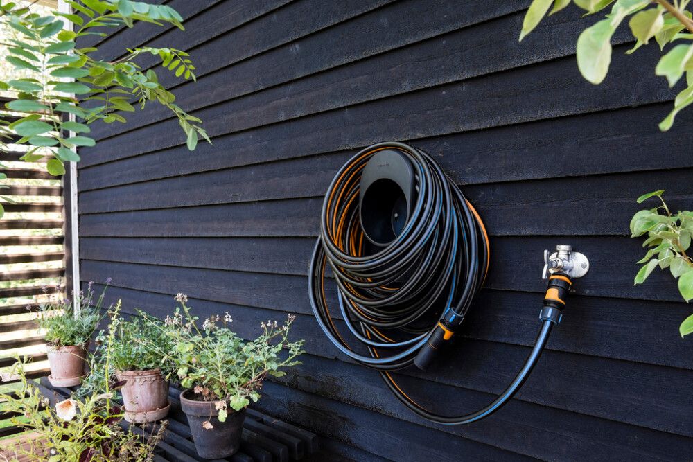 Slönguhengi og slanga 13mm 1/2" 15m Fiskars