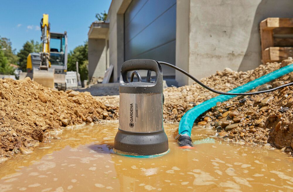 Brunndæla 1100W fyrir óhreint vatn Gardena 25000