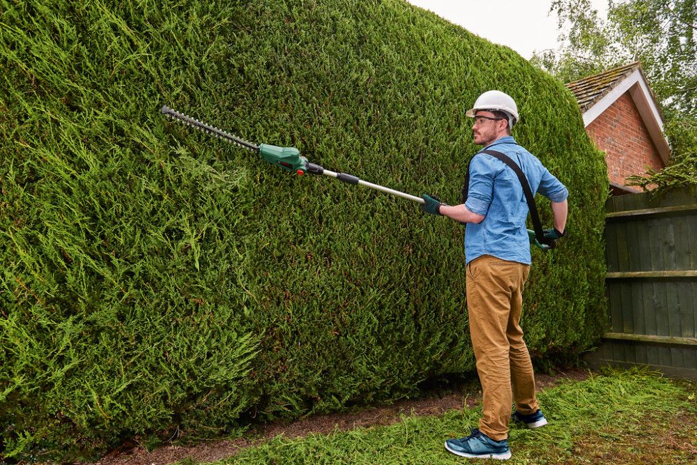 Hekkklippur langt skaft 43cm 18V 1x2.5Ah Bosch