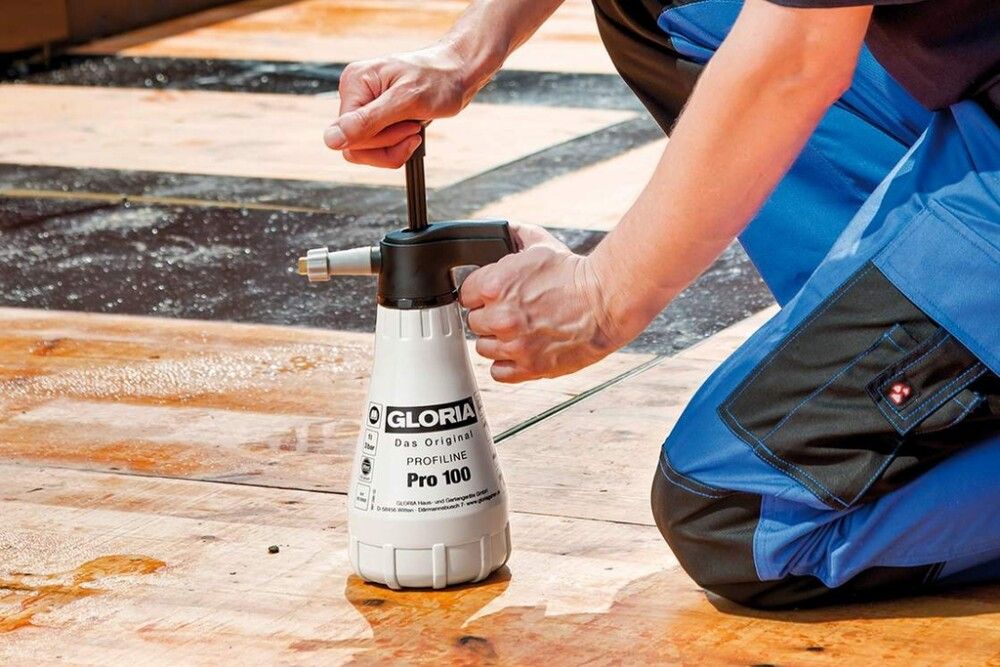 Þrýstibrúsi 1L Pro 100