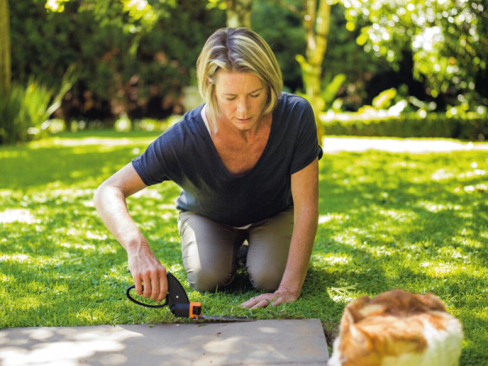 Grasklippur Fiskars Servo 360°