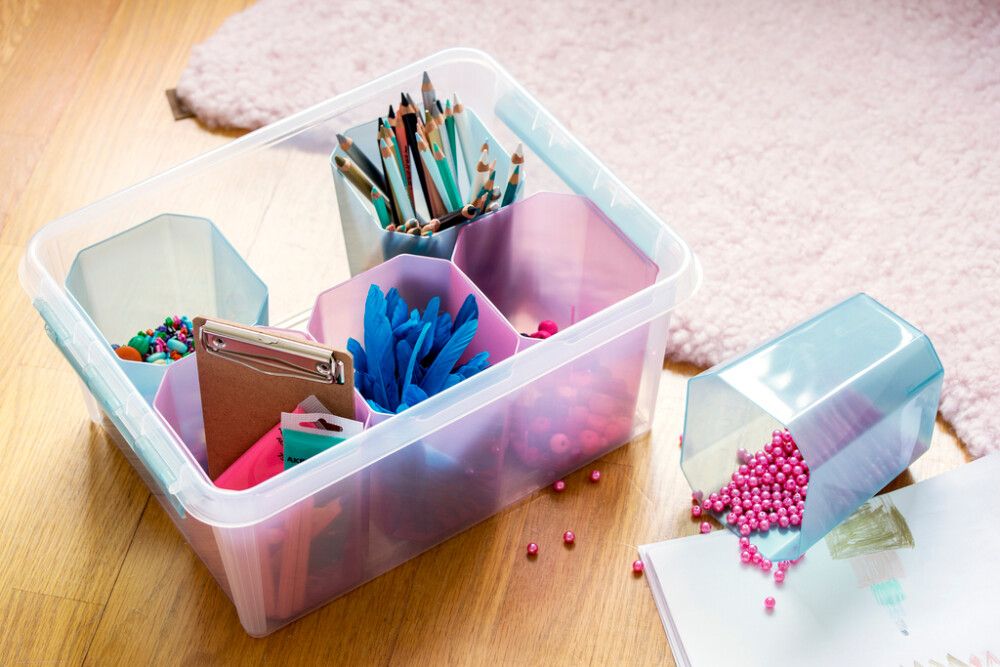 Plastkassi með loki 14L SmartStore bleikur