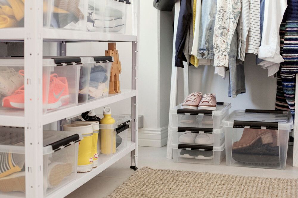 Plastkassi með loki 14L SmartStore Classic 15 glær