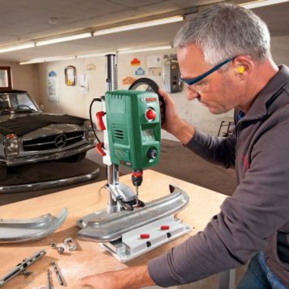 Súluborvél 710W Bosch PBD 40