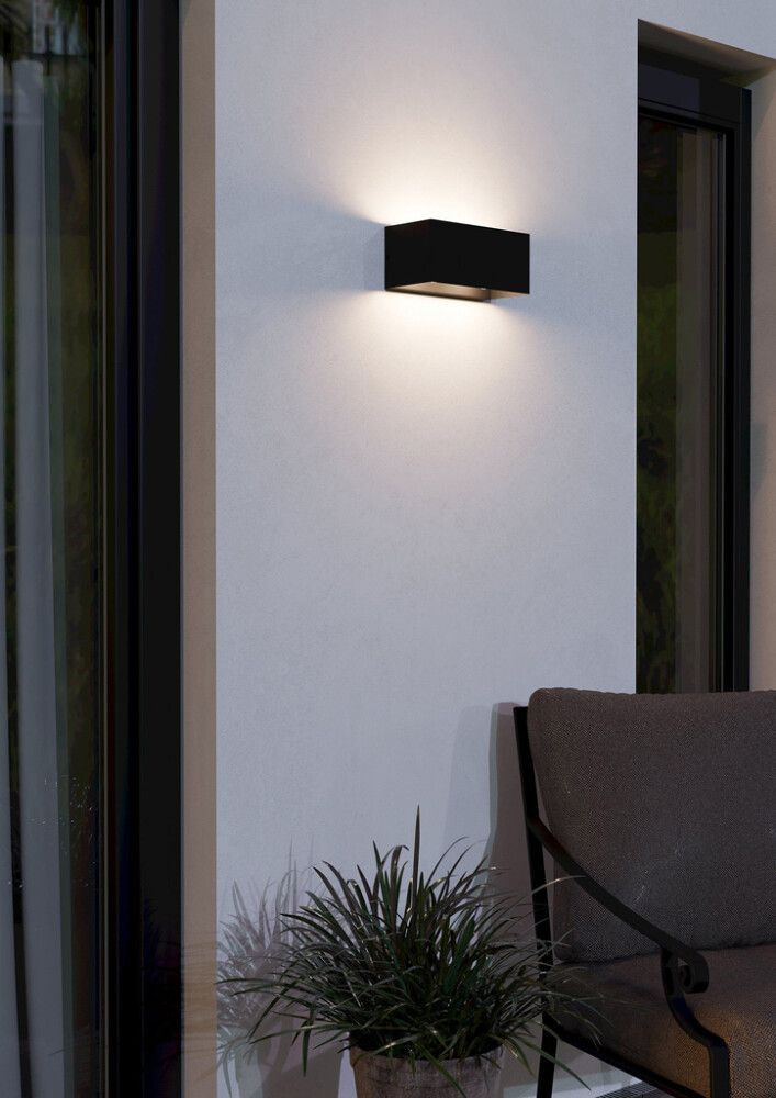 Veggljós LED Lesmo 2,2W 24cm IP44 svart