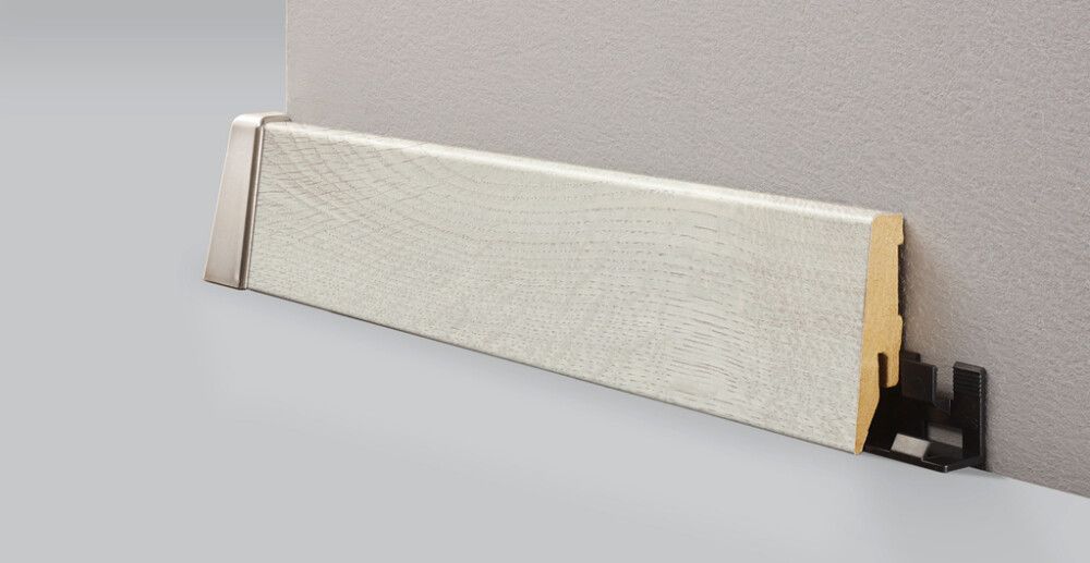 Gólflisti MDF 58x18x2600mm Logoclic Misty Lilywhite