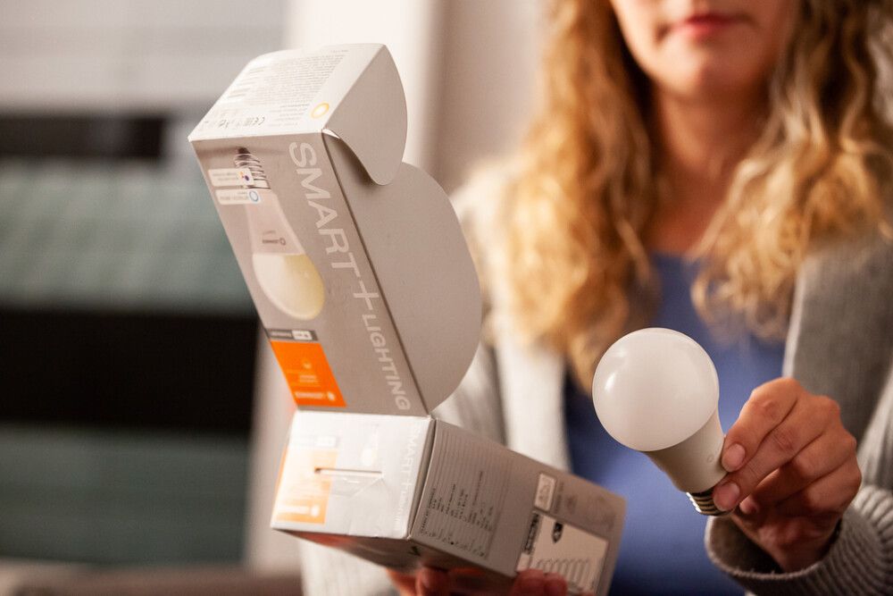 Snjallpera LED E27 RGBW Ledvance Smart+ 9W Ø60 mm