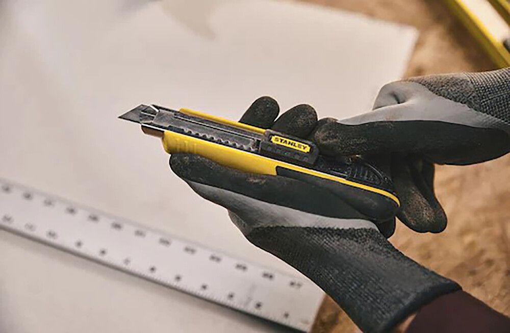 Dúkahnífur 18mm Stanley FatMax