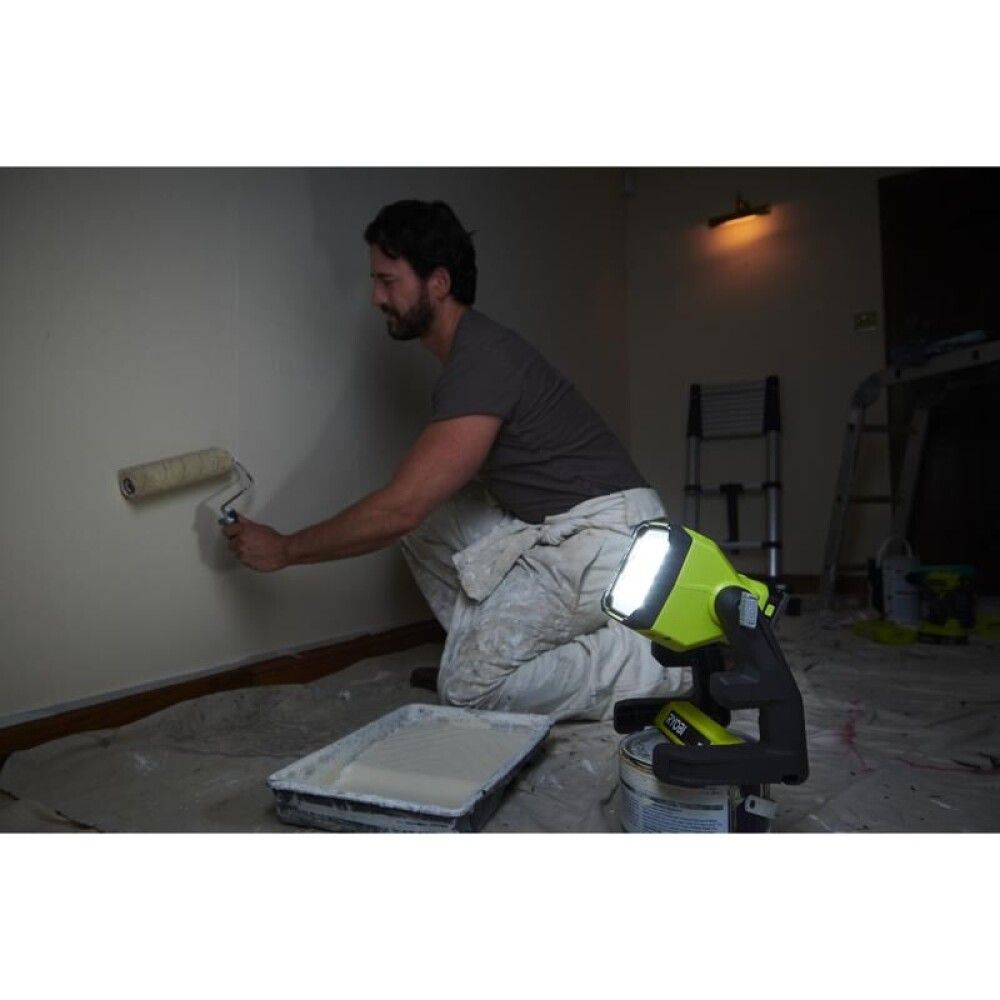 Vinnuljós 18V 1800lm Ryobi One+ RLFD18-0