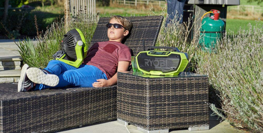 Útvarp 18V Bluetooth Ryobi One+ R18RH‐0