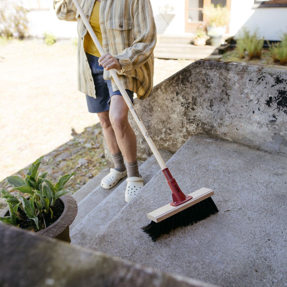 Kústur 15R Classic rauður FSC Fiskars