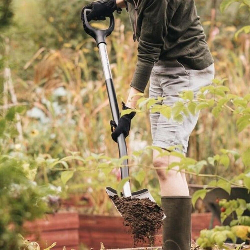 Stunguskófla Fiskars Ergonomic grá