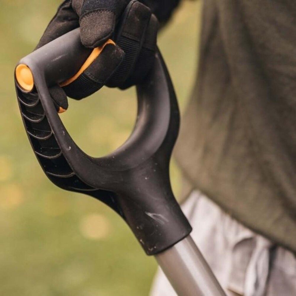 Stunguskófla Fiskars Ergonomic grá