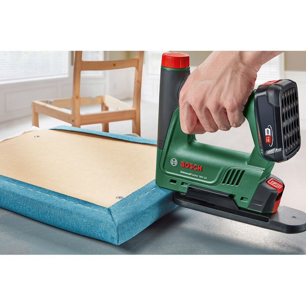 Heftibyssa 18V Bosch Universal Tracker 18V-14 án rafhlöðu