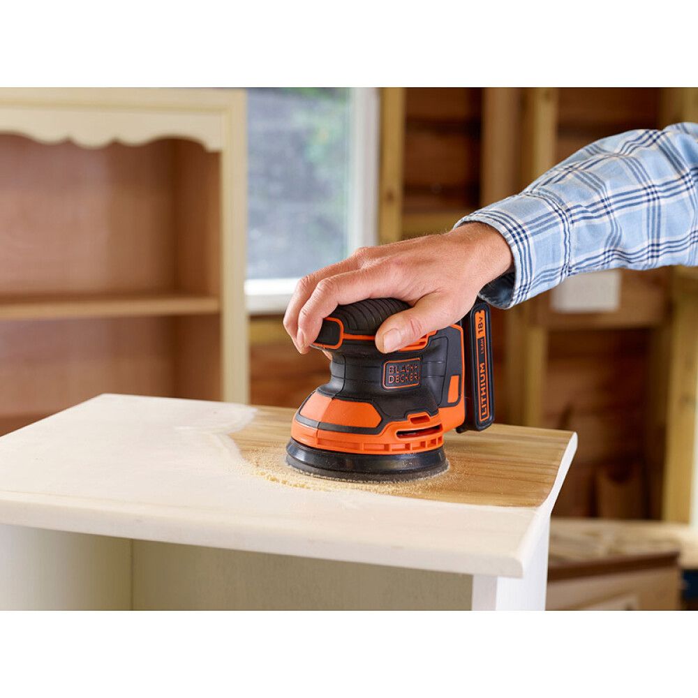 Hjámiðjujuðari 18V Black & Decker