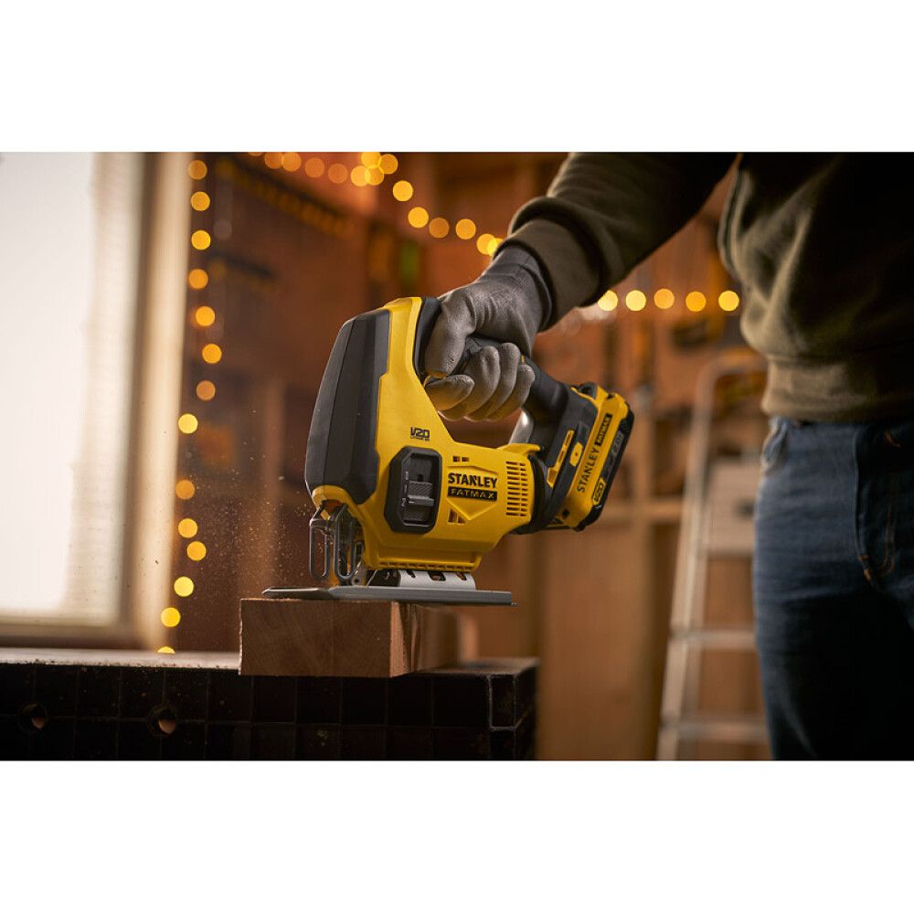 Stingsög 18V Stanley FatMax V20 SFMCS600B-XJ