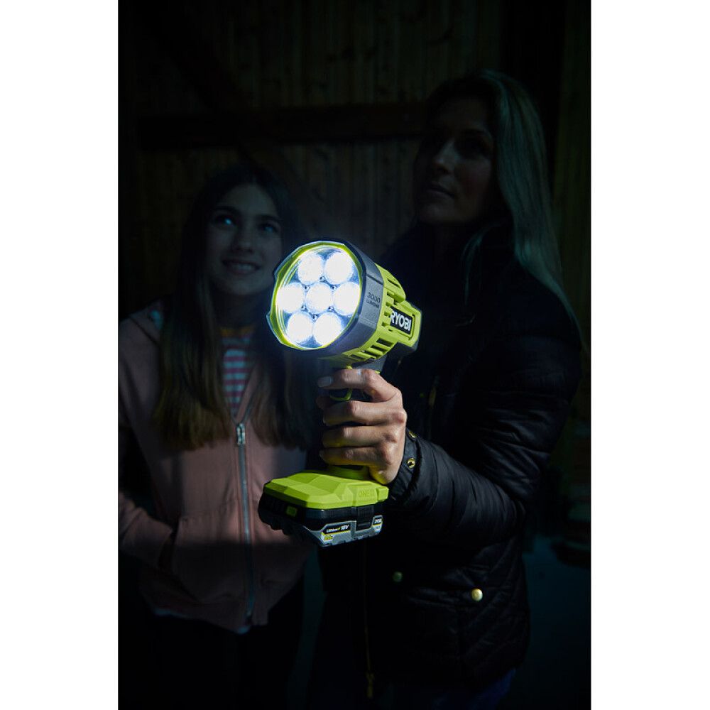 Vasaljós 18V 3000lm Ryobi One+ RLS18-0