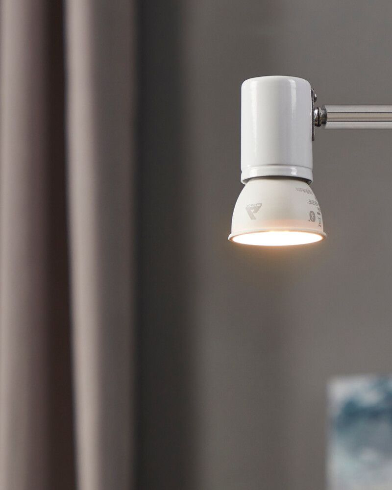 Snjallpera LED GU10 RGB 2700-6500K Connect.Z 4,9W