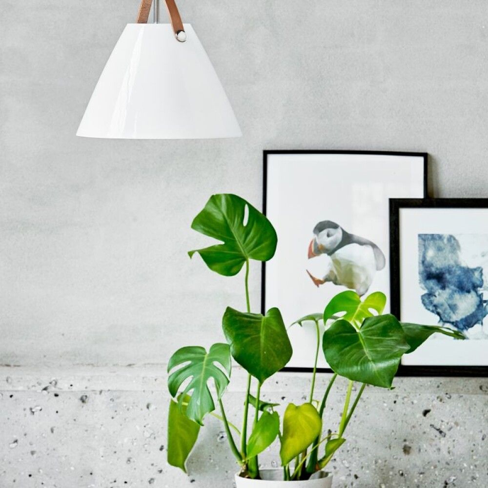 Hangandi ljós E27 Strap 27 ópalgler Ø27 cm