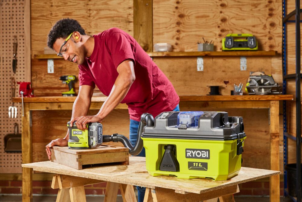 Vot-/ryksuga 18V One+ RV1811-0 18V án rafhlöðu