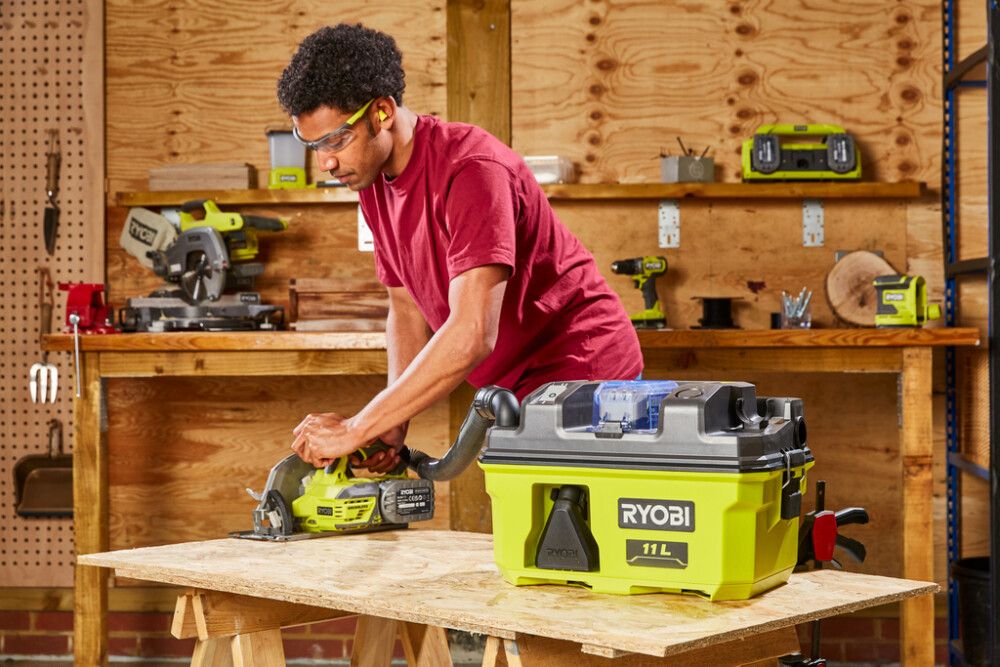 Vot-/ryksuga 18V One+ RV1811-0 18V án rafhlöðu