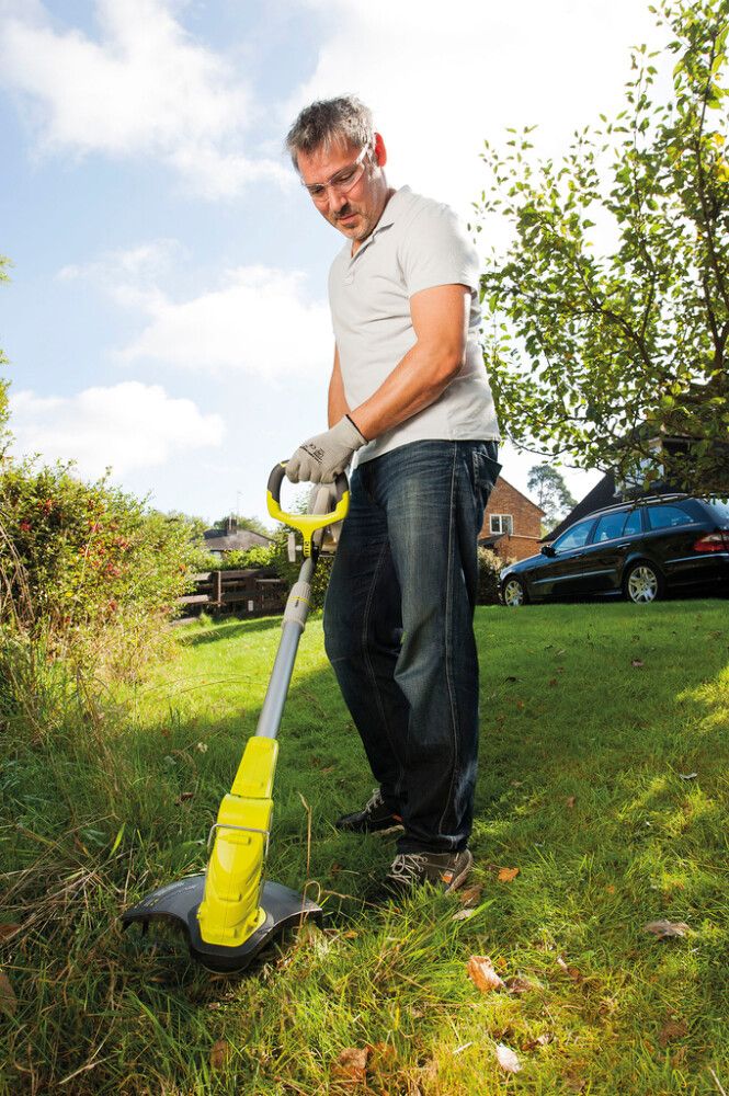 Sláttuorf 18V 2Ah 30 cm Ryobi One+ RLT183120C