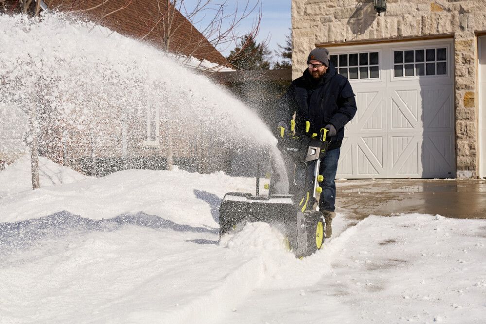 Snjóblásari Max power Ryobi 36V RY36STX61A-260F