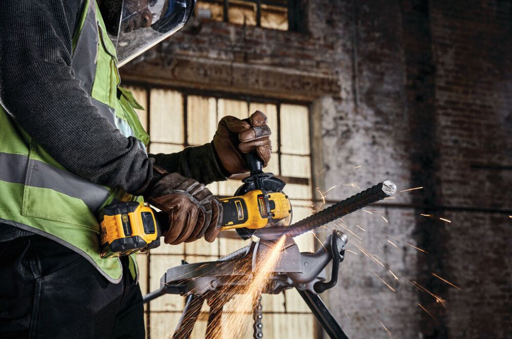 Slípirokkur kolalaus 18V XR DeWALT DCG409VSN-XJ