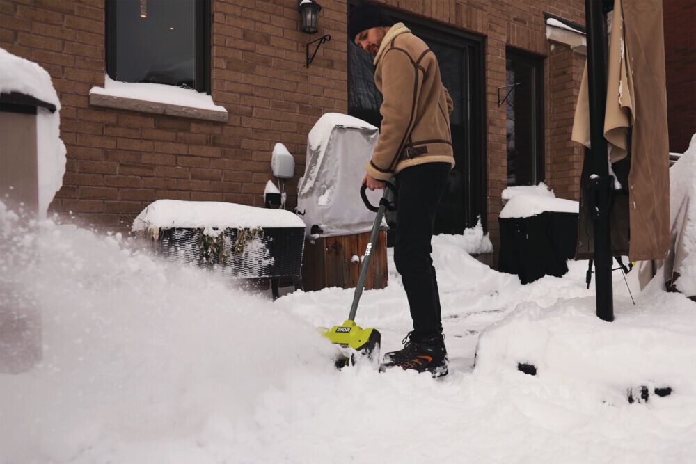 Snjóblásari ONE+ 18V Ryobi RY18ST25A-0