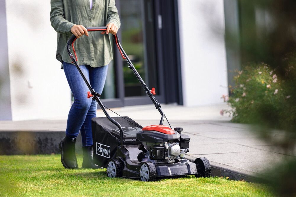 Sláttuvél bensín 3,3hö PML40-132P 40cm Scheppach