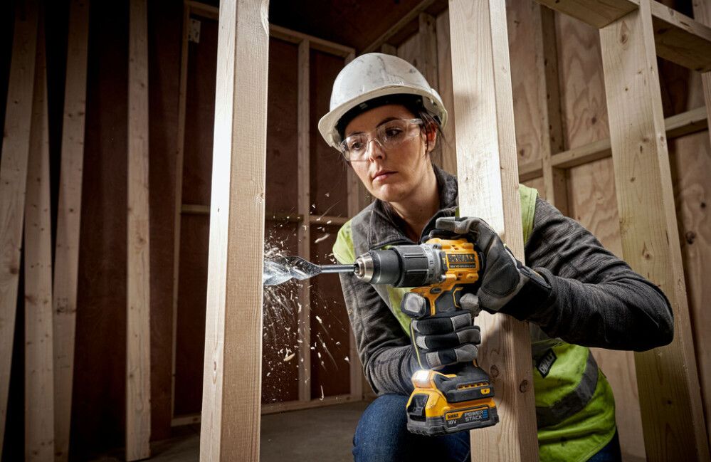 Höggborvél 18V 1x2Ah kolalaus DeWALT DCD805E1T-QW