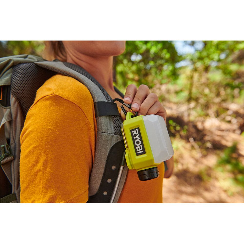 Ljós 4V Ryobi RLA4-0 án rafhlöðu