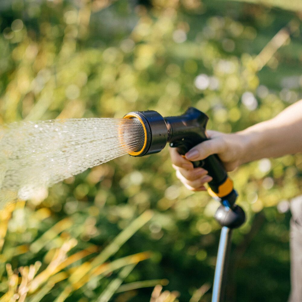 Vatnsbyssa 3-1 Solid Fiskars