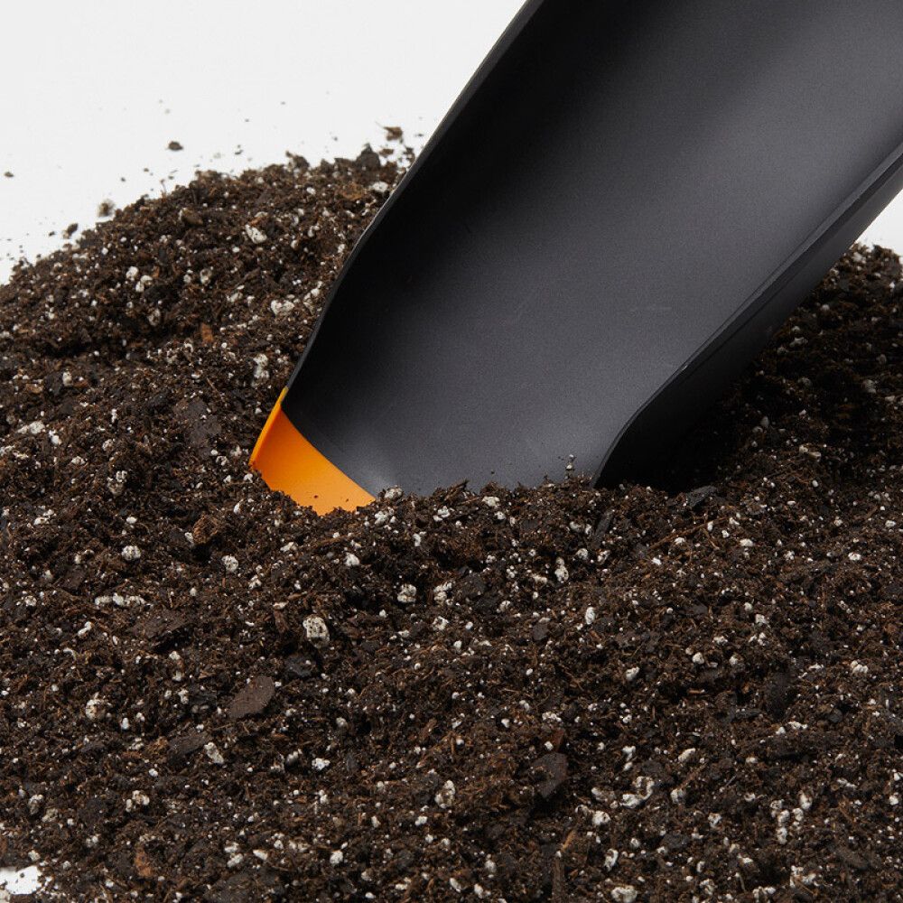 Skófla og kústur Fiskars