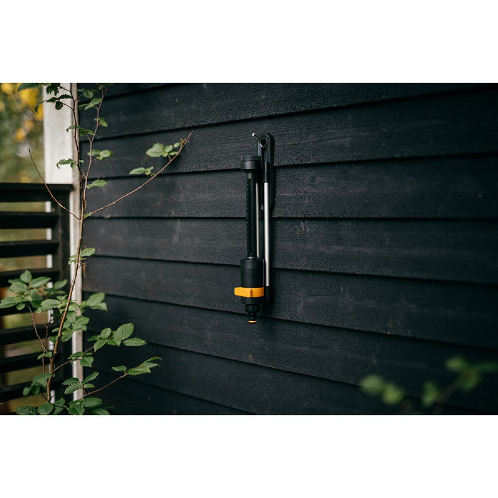 Úðari 17-19m Fiskars Solid M