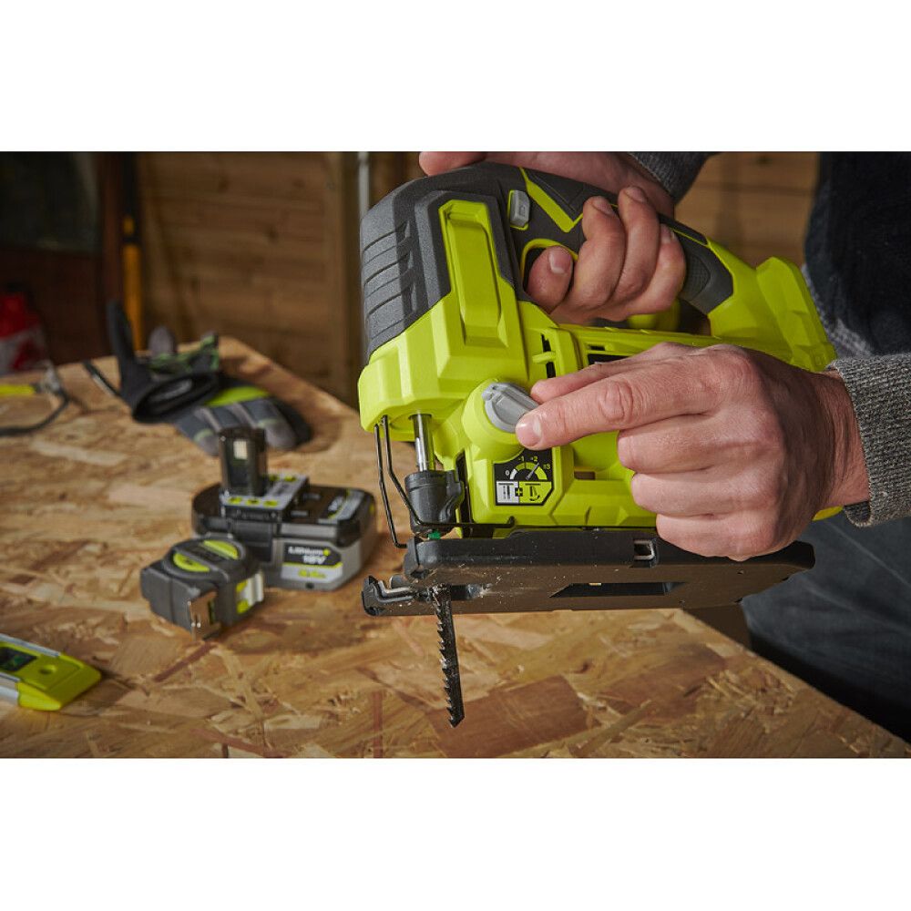 Verkfærasett 18V Ryobi ONe+ RCK184-150S