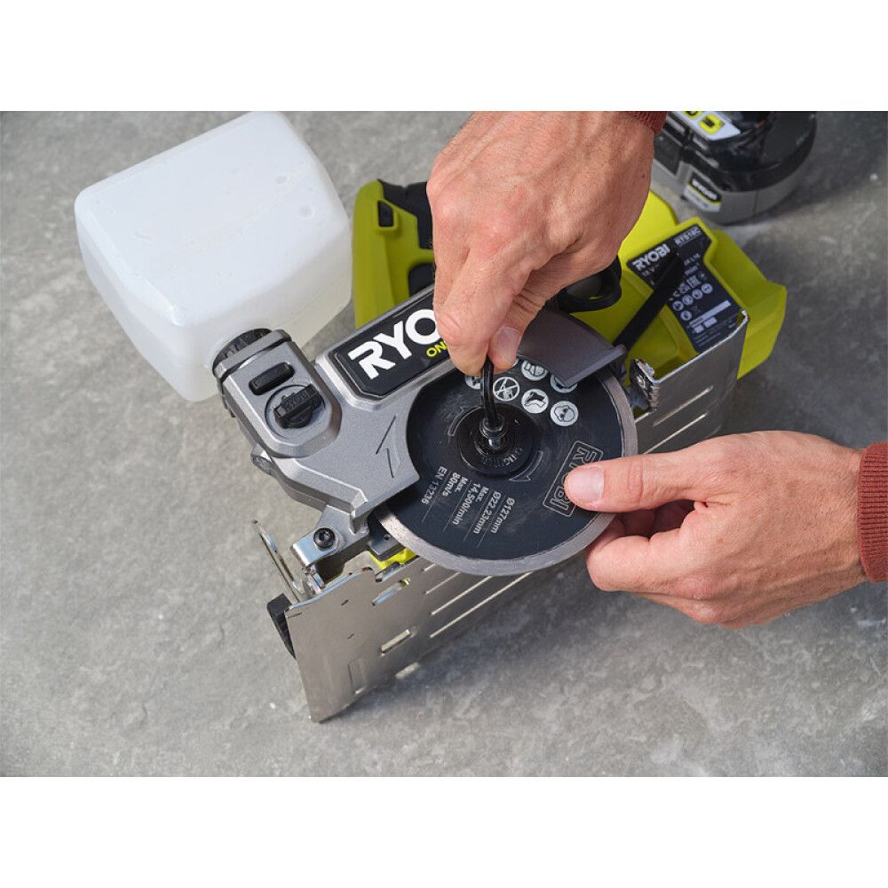 Flísaskeri 18V Ryobi HP RTS18C-0 án rafhlöðu