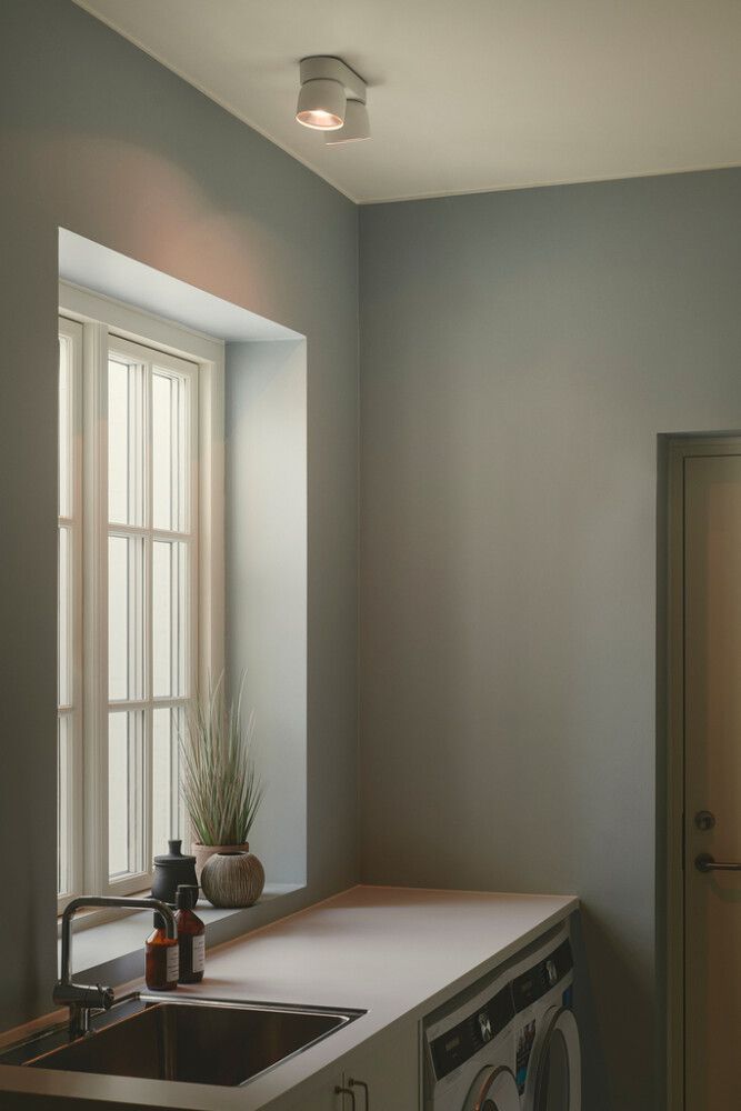 Kastarar 2xGU10 Pitcher 24x11.6cm hvítur