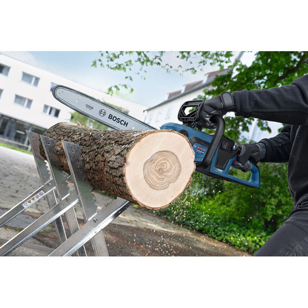 Keðjusög 18V Bosch Professional GKE 18V-40 án rafhlöðu