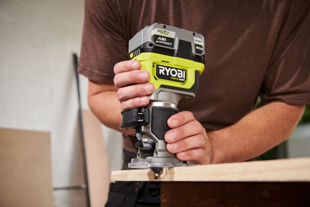 Fræsari 18V Ryobi One+ HP RTR18C-0